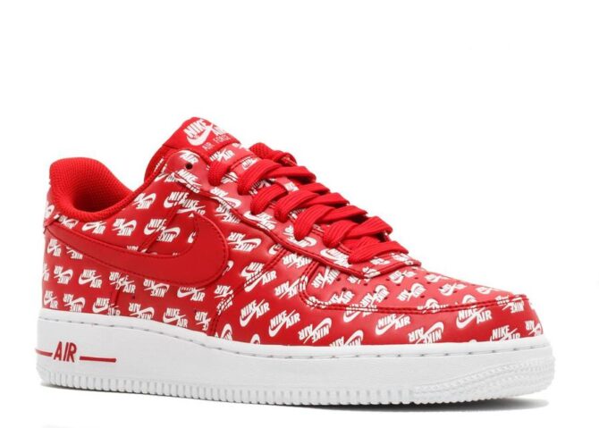 AIR FORCE 1 LOW 07 QS 'ALL OVER LOGO RED' REPLICA - immagine 4