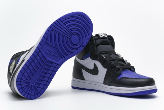 AIR JORDAN 1 RETRO HIGH OG 'ROYAL TOE' REPLICA - immagine 3