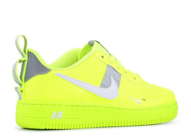 REPLICA AIR FORCE 1 LOW LV8 UTILITY GS 'VOLT' - immagine 3