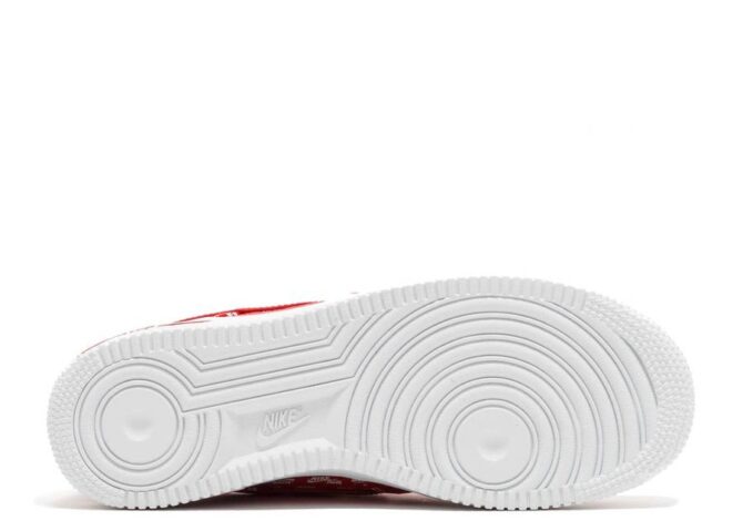 AIR FORCE 1 LOW 07 QS 'ALL OVER LOGO RED' REPLICA - immagine 2