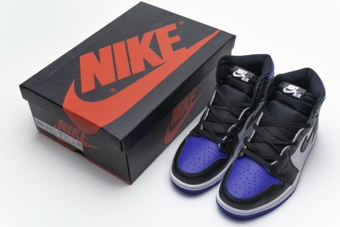 AIR JORDAN 1 RETRO HIGH OG 'ROYAL TOE' REPLICA - immagine 5