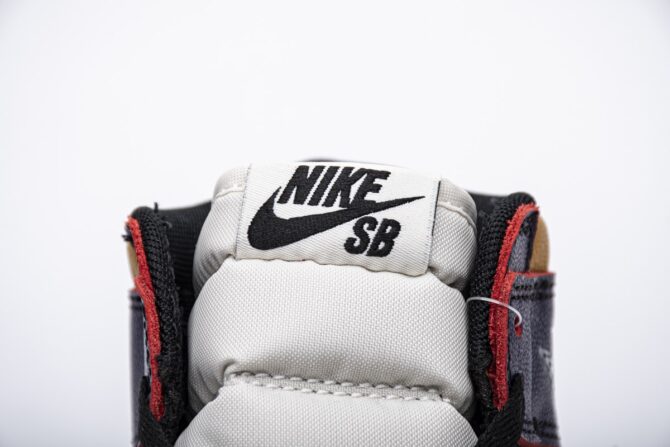 AIR JORDAN RETRO 1 LAKERS REPLICA 'LA TO CHICAGO' - immagine 3