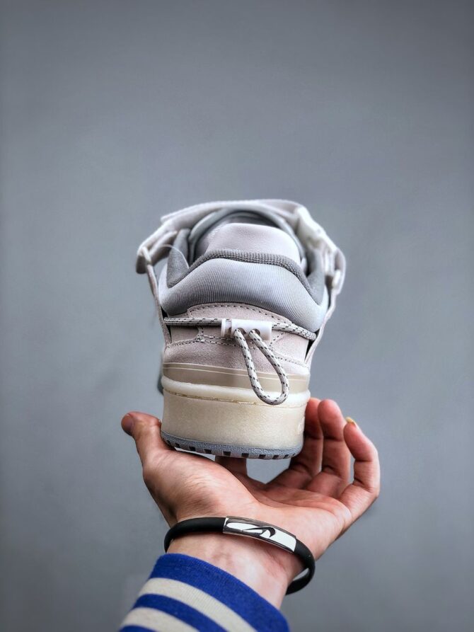ADIDAS X BAD BUNNY FORUM BUCKLE LOW «WHITE» REPLICA - immagine 3