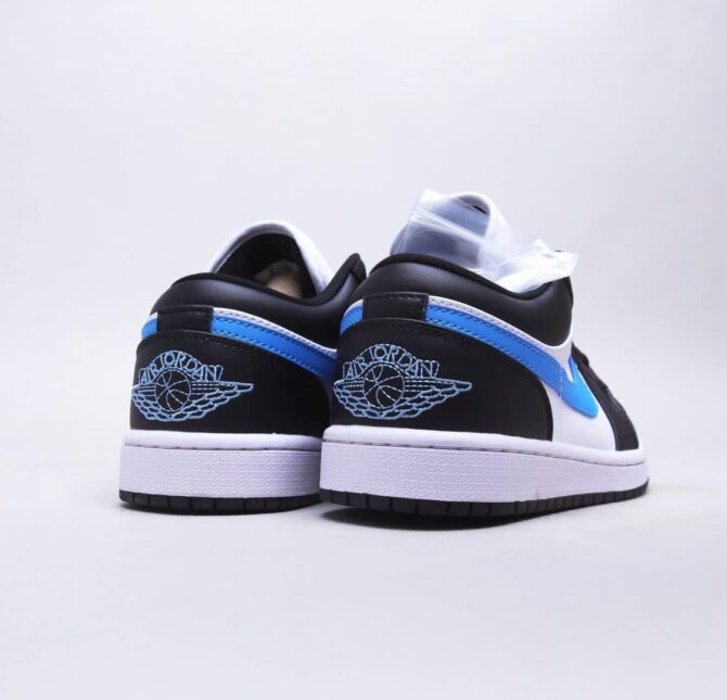 REPLICA AIR JORDAN 1 BASSE NERO UNIVERSITY BLUE - immagine 2