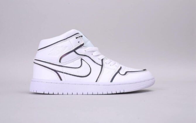 AIR JORDAN 1 MID SE 'IRIDESCENT TRIM' REPLICA - immagine 6