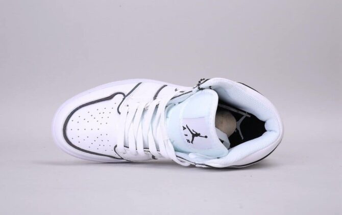 AIR JORDAN 1 MID SE 'IRIDESCENT TRIM' REPLICA - immagine 4