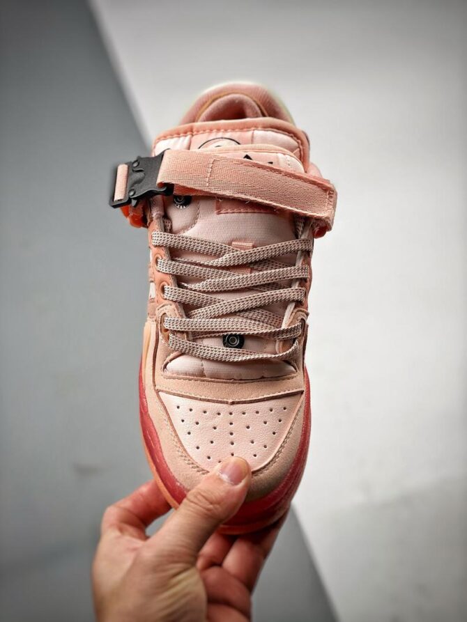BAD BUNNY X FORUM BUCKLE LOW 'EASTER EGG' REPLICA - immagine 9