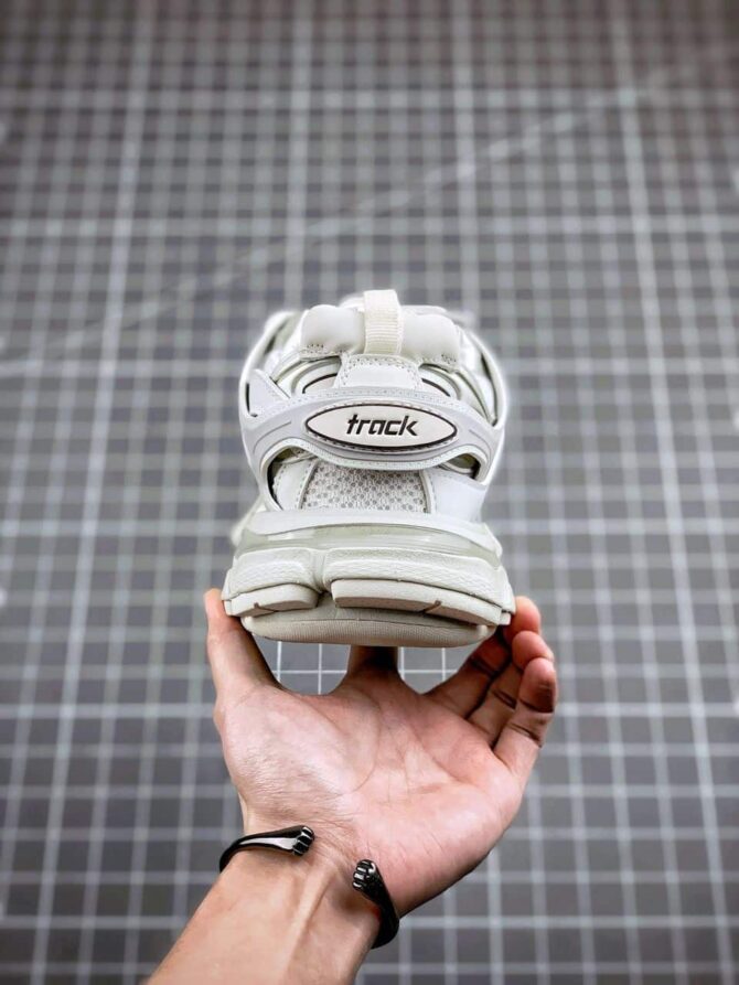 REPLICA BALENCIAGA TRACK 'BEIGE' EDIZIONE - immagine 3