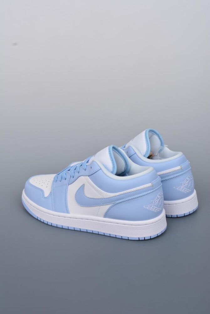 REPLICA JORDAN 1 LOW WHITE 'ICE BLUE' - immagine 3