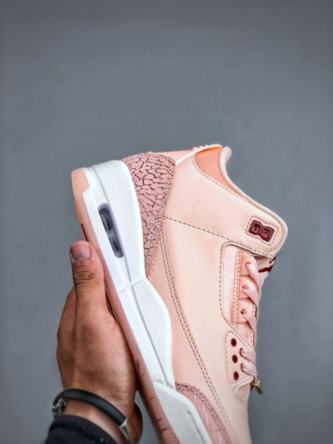 REPLICA JORDAN 3 RETRO ‘VALENTINE’S DAY TREAT YOURSELF’ (2025) - immagine 5