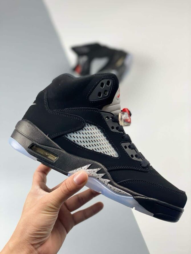 REPLICA JORDAN 5 RETRO 'BLACK METALLIC' REIMAGINED - immagine 7
