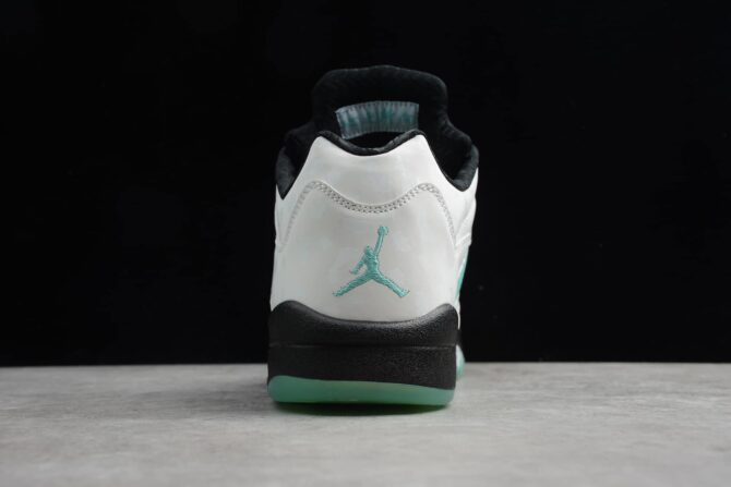 REPLICA JORDAN 5 RETRO 'GREEN ISLAND' - immagine 3