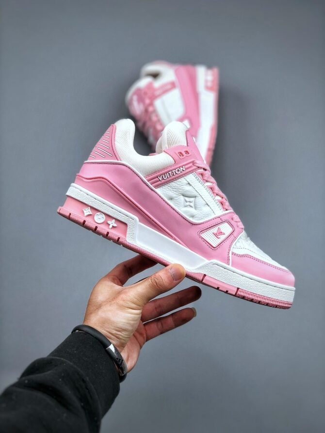 REPLICA LOUIS VUITTON LV TRAINER 'ROSA' - immagine 4