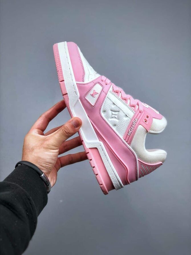 REPLICA LOUIS VUITTON LV TRAINER 'ROSA' - immagine 3