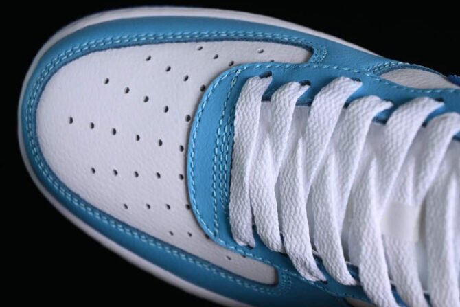 AIR FORCE 1 LOW '07 LV8 'BLUE DEEP ROYAL' REPLICA - immagine 2