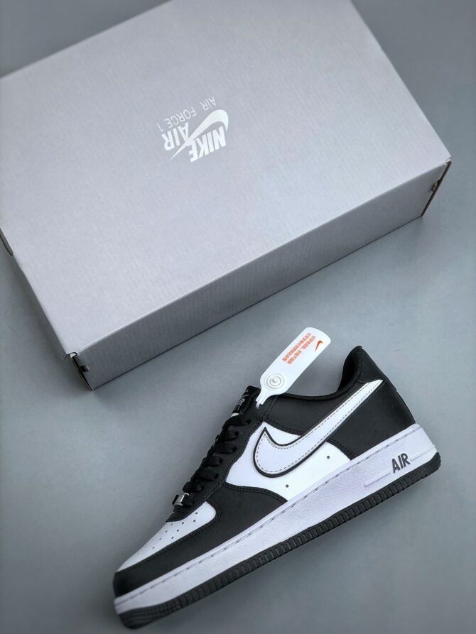 AIR FORCE 1 LOW '07 LV8 'PANDA' REPLICA - immagine 8