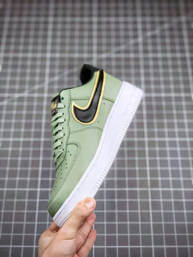 AIR FORCE 1 LOW '07 LV8 DOUBLE SWOOSH 'OLIVE GOLD BLACK' REPLICA - immagine 5