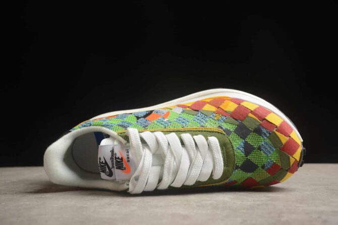 REPLICA VAPORWAFFLE X SACAI 'WOVEN JPG' - immagine 5