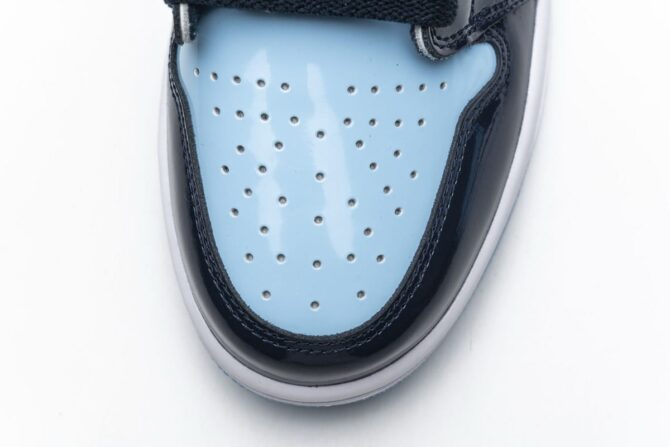 AIR JORDAN 1 RETRO HIGH OG 'BLUE CHILL' REPLICA - immagine 6