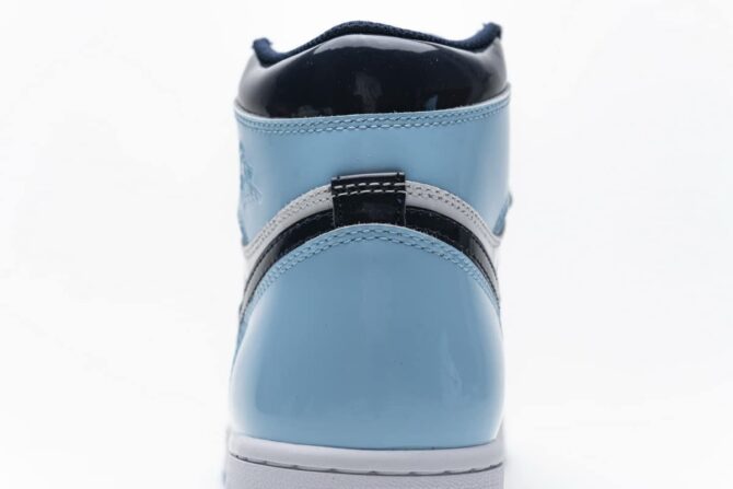 AIR JORDAN 1 RETRO HIGH OG 'BLUE CHILL' REPLICA - immagine 5